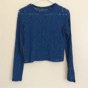 Hollister Women's Must Have Collection L/S Cropped Lace Top With Cami Blue Sz S
